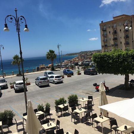 Casa Vacanza Il Timoneシャッカ エクステリア 写真