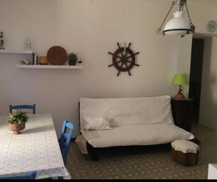 Casa Vacanza Il Timoneシャッカ エクステリア 写真
